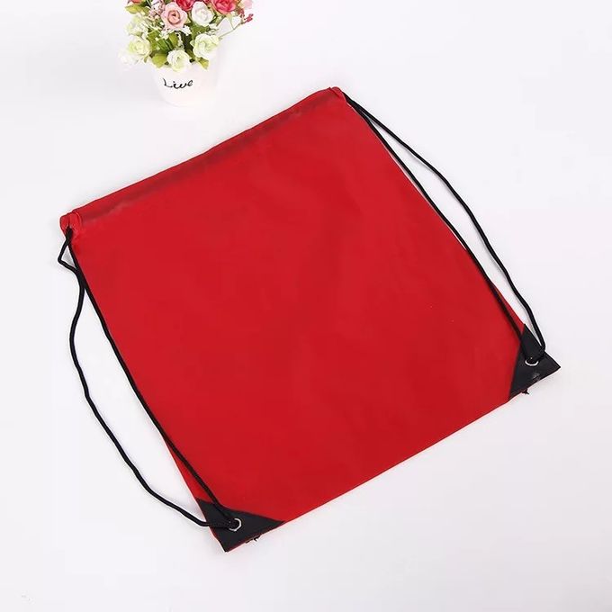 Sacs à dos rouges de cordon de sports d'impression offset avec le matériel de toile de coton